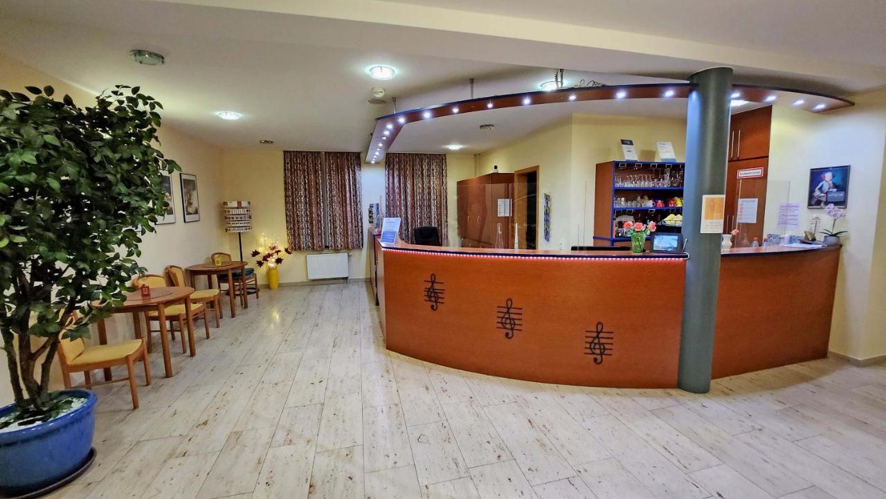 Hotel Amadeus Dresden Neustadt Εξωτερικό φωτογραφία